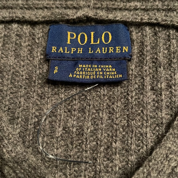 POLO Ralph Lauren Grey Poncho. Italian Merino and Cashmere. One Size - Picture 8 of 10